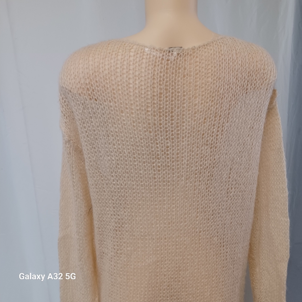 Free People Cream Knit Sweater Size M - Picture 6 of 11